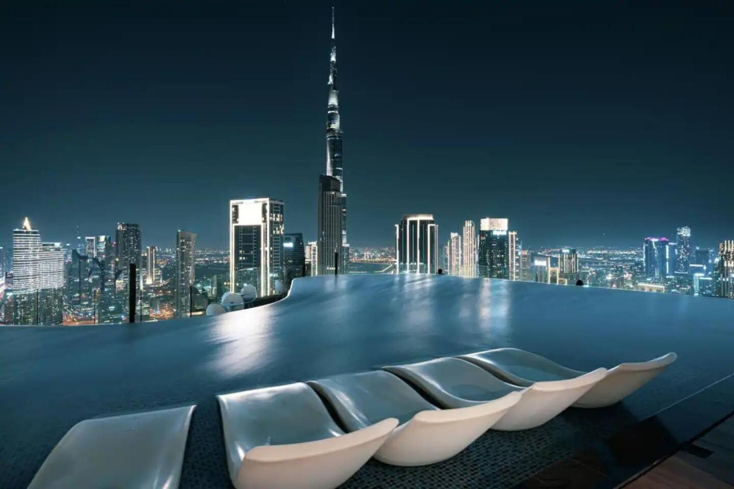 Апартаменты Sky-high 2br - Infinity Pool & Burj Khalifa Views *
